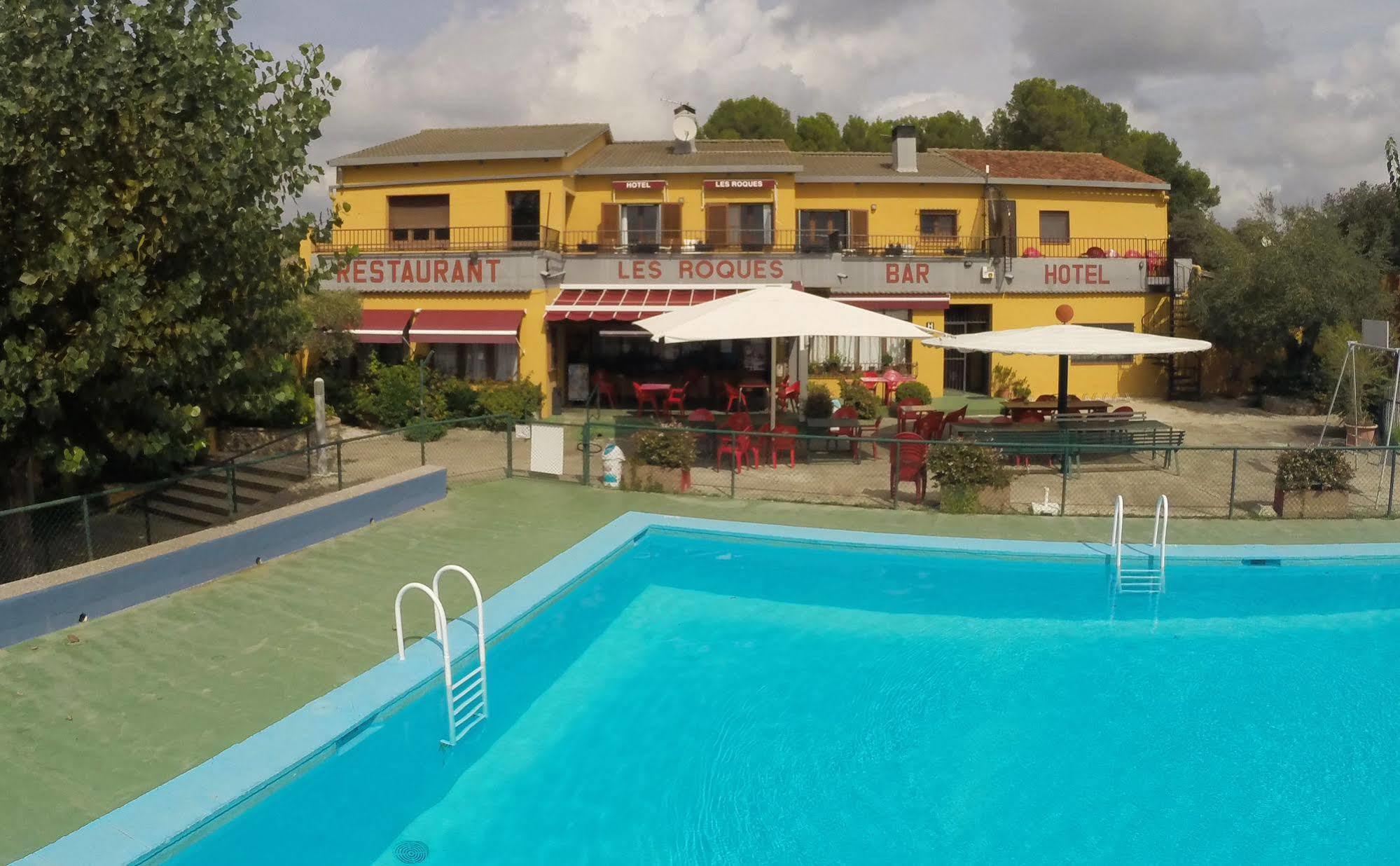 Hotel Les Roques Báscara Buitenkant foto